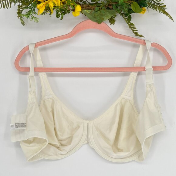 Wacoal Basic Beauty Full Figure Seamless Underwire Bra, Size 42D  85519 - Picture 4 of 8